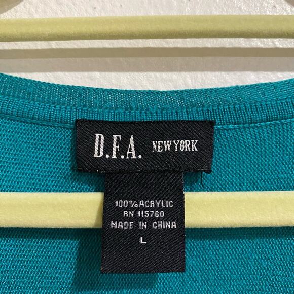 DFA New York Green Handkerchief Sweater Sz L - Picture 5 of 11